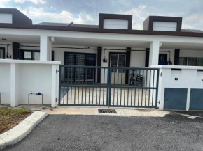 Rumah Jasmin - Near KLIA Airport